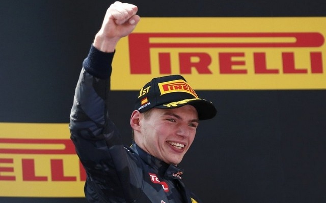 Spanyol Nagydíj - Verstappen történelmet írt, Rosberg és Hamilton kiesett