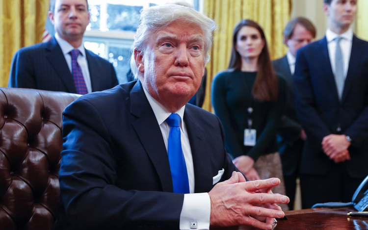 Donald Trump országos szükségállapotot hirdetett