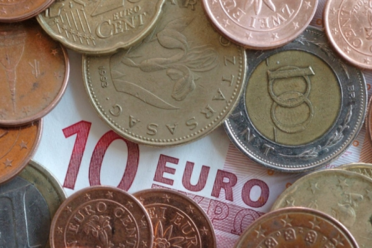 Devizapiac - Erősödött a forint délelőtt