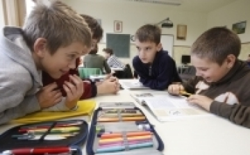 Kétezer gyermeknek nincs helye az iskolákban szeptembertől