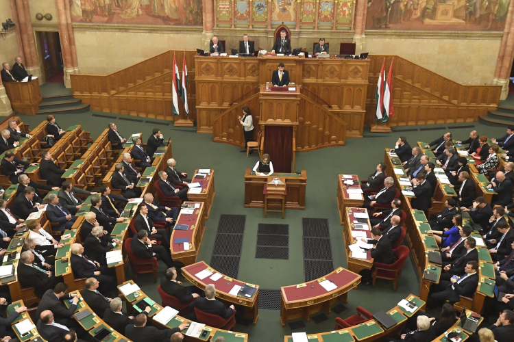 A magyar sport, parasport és diáksport napjainak létrehozásáról tárgyal a parlament