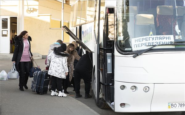 Az Ukrajnába hazatérők száma több napja meghaladja az elmenekülőkét
