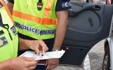 Változnak a veszélyhelyzet idején lejáró okmányokkal kapcsolatos szabályok