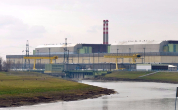 Süllyed a paksi atomerőmű 4. blokkja