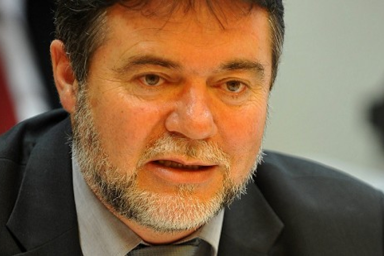Ellenzéki egyeztetés - MSZP: kedden gazdaságpolitikai kérdésekről tárgyalnak