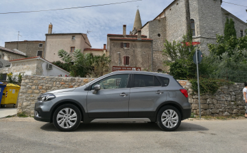 Jó ez így? - Teszt: Suzuki SX4 S-Cross 1.0, aut.
